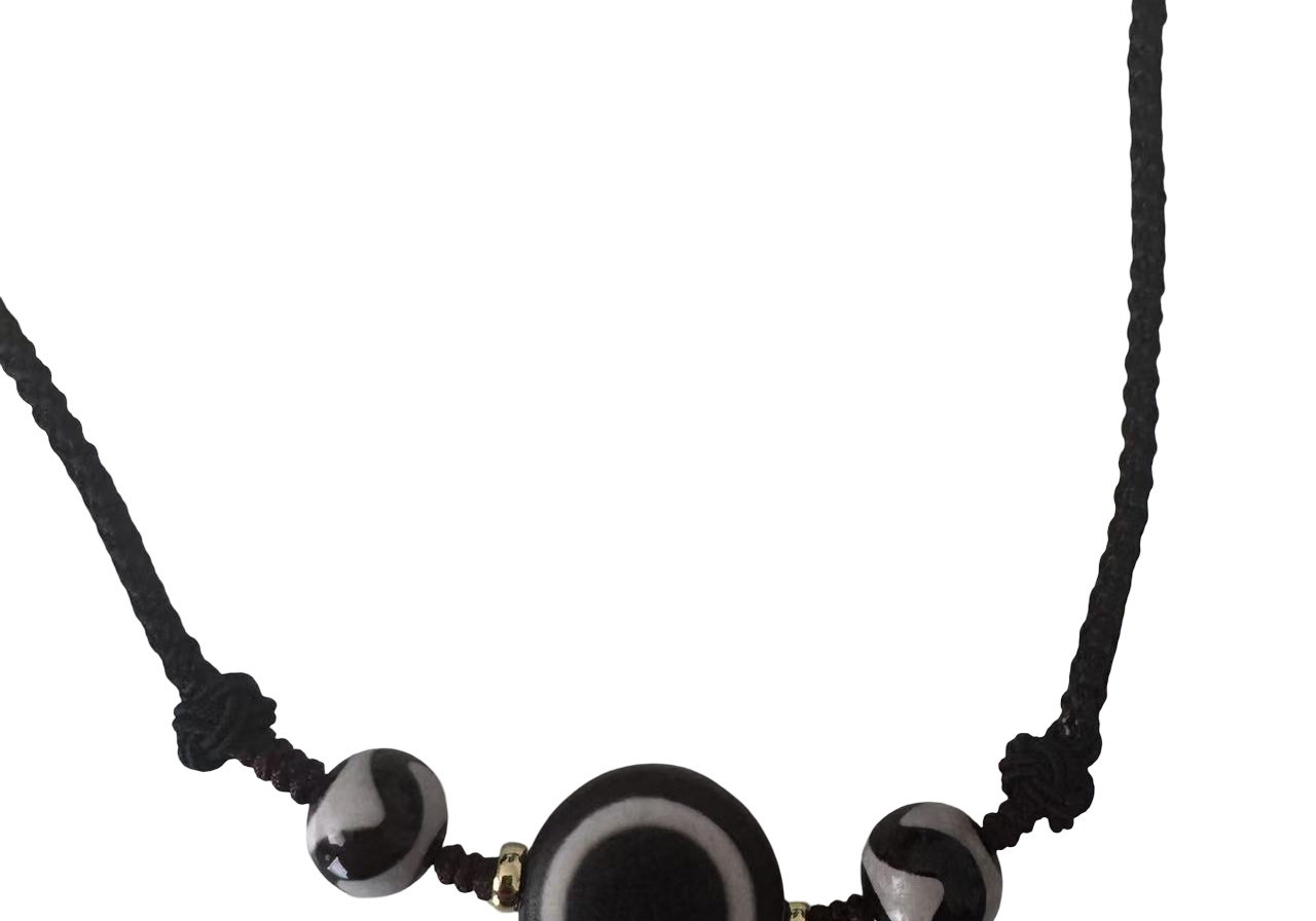 Tibetische Halskette mit Dzi-Stein