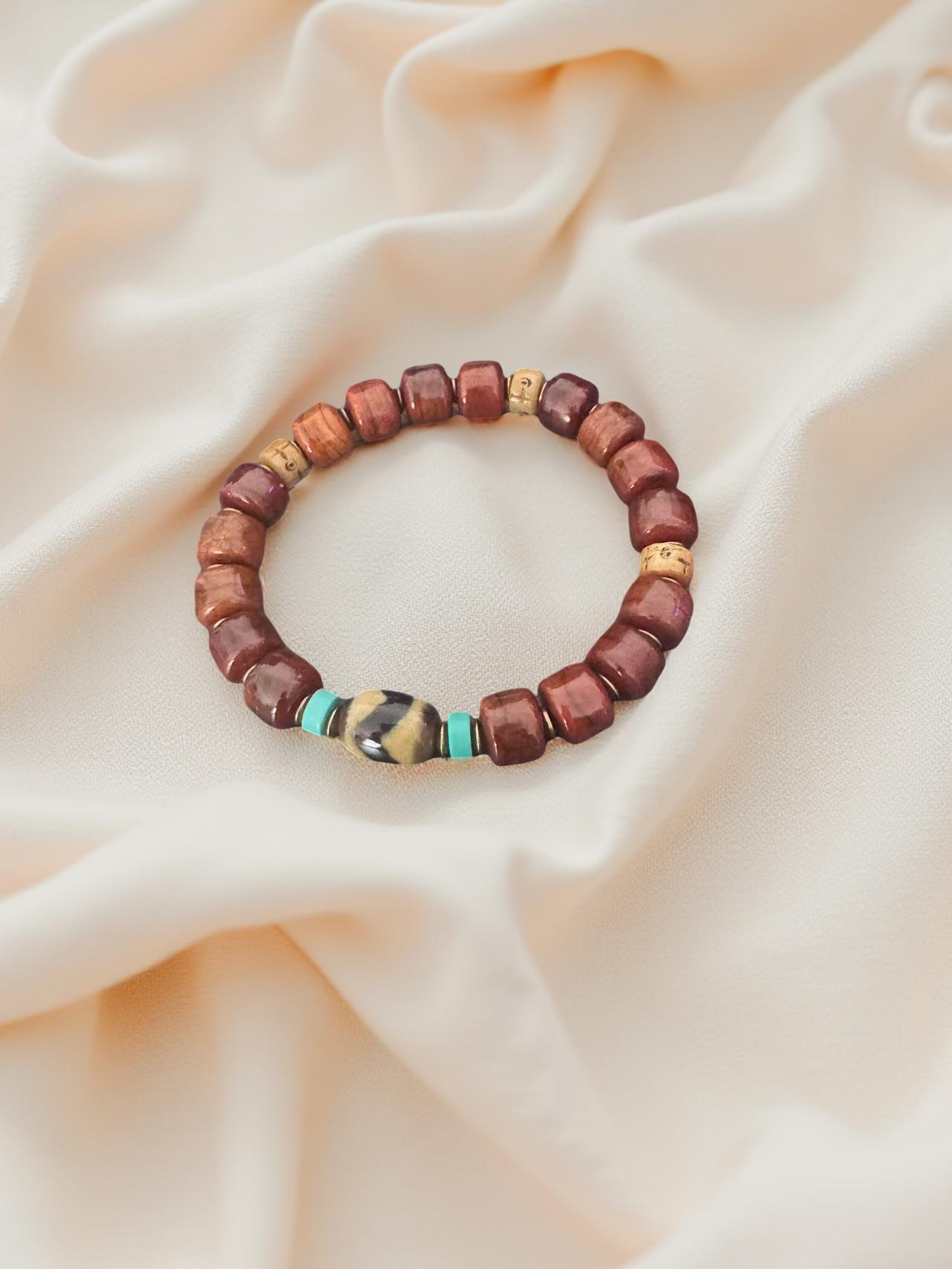 Details für Tibetisches Armband aus Knochenperlen – Handgefertigt (2 Varianten) ansehen Tibetisches Armband aus Knochenperlen